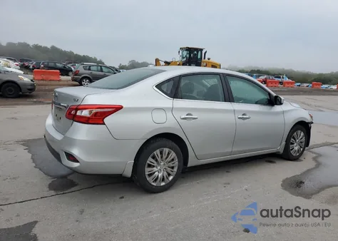 2017 Nissan Sentra S z USA, uszkodzony, nr VIN 3N1AB7AP8HY396654